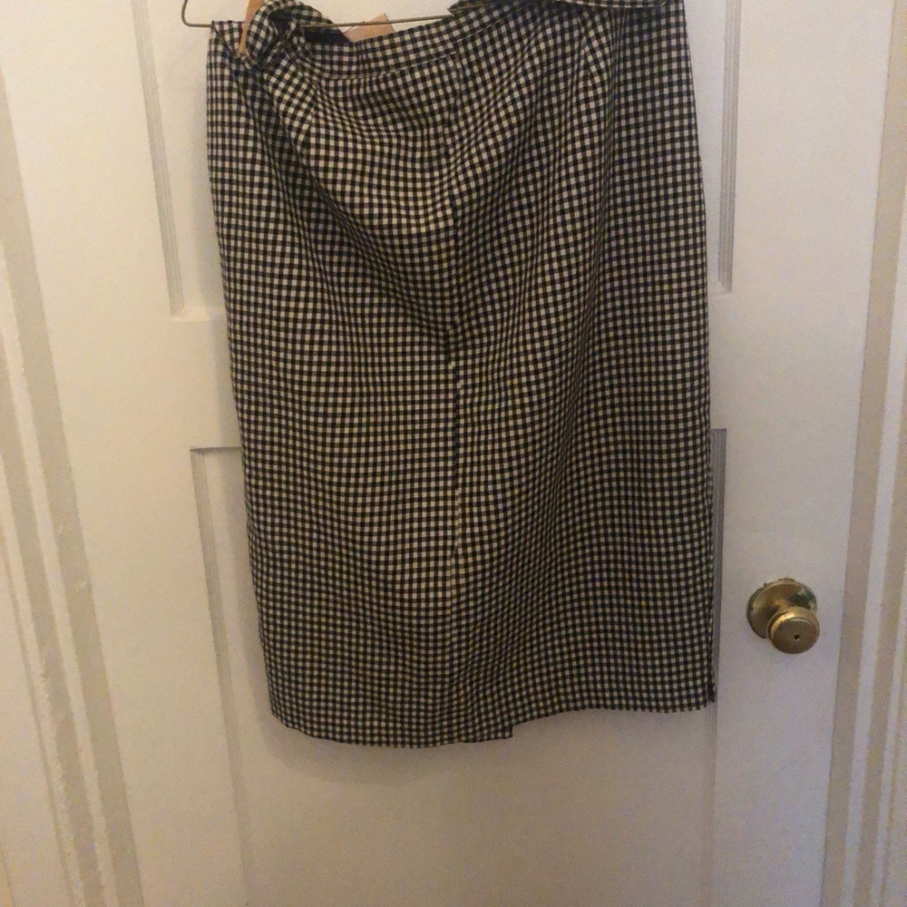 Classic Black and White Checkered Skirt